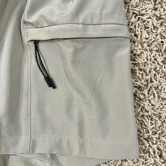 Legendary Outfitters Men’s Soft Cargo Tech Shorts Tan, Size 36 (New) - Picture 10 of 12